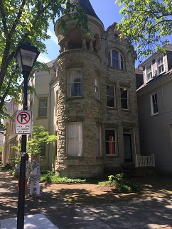 419 Warren Crescent - 1